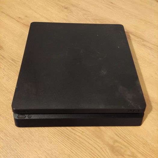 Playstation 4 Slim