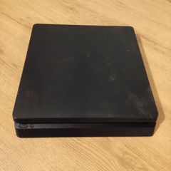 Playstation 4 Slim