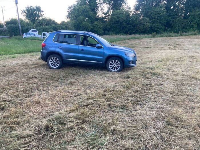 Vw 2012 damaged