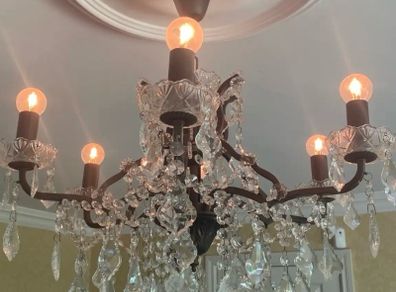 Ceiling chandelier