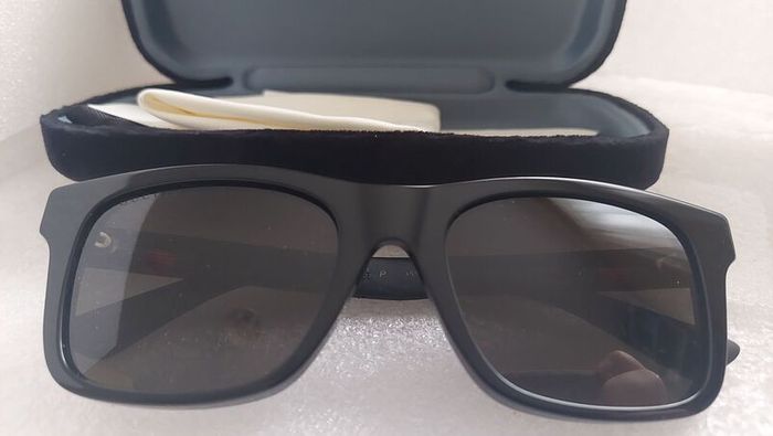 Brand New Mens GUCCI Polarized Sunglasses  Great Deal