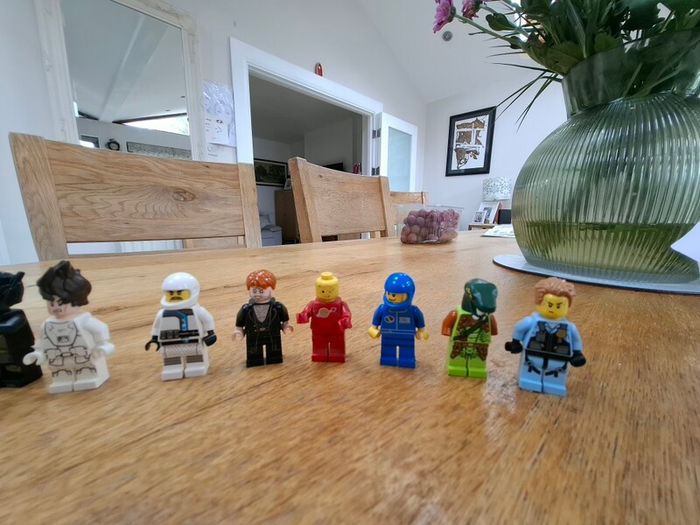LEGO bundle 12 random mini figures