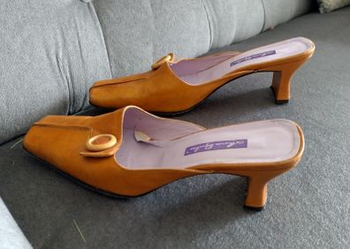 Spanish leather slip-on shoes