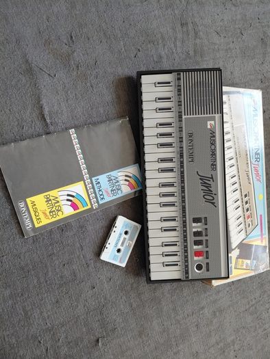 vintage Bontempi junior keyboard with cassette in box