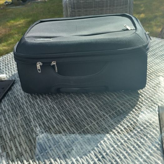 Samsonite B-Lite Rolling case 16.4"