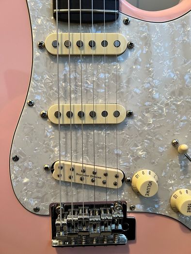 Fender Pickups Jet JS400 Stratocaster guitar with loads of upgrade