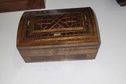 Trinket box inlaid