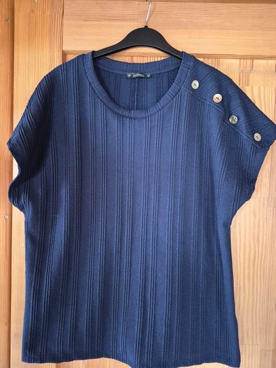 Size medium
