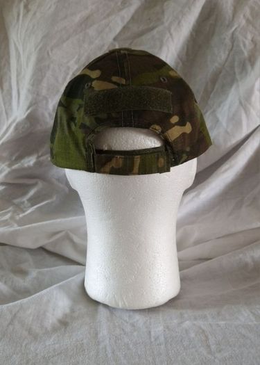 WOODLAND ,  camouflage , baseball cap.
