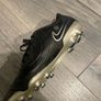 Nike Tiempo football boots Image 3