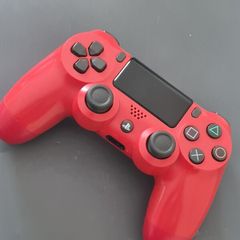 PlayStation 4 Duelshock V2 Controller.
