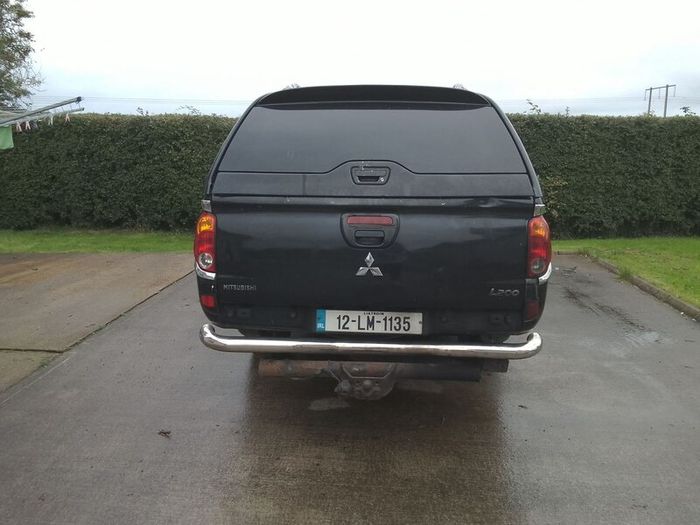 Mitsubishi L200 2012