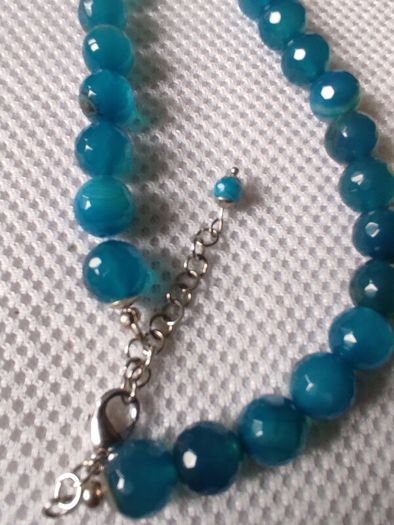 Long necklace