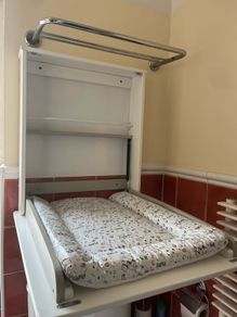 Baby changing table - Badabulle