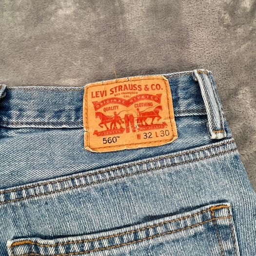 Levis 560 Mens Jeans W32 L30 Light Blue Denim Relaxed Fit Zip Fly
