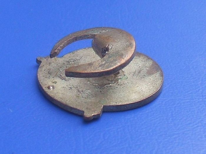 SHIP MODEL SOCIETY - a vintage membership badge (1950s). Scarce.