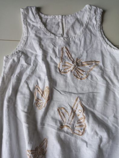 Girls dress