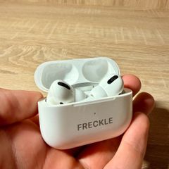 Apple AirPods Pro 1st Gen For Parts or Repair