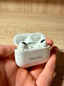 Airpods Pro 1st Gen for parts or repair