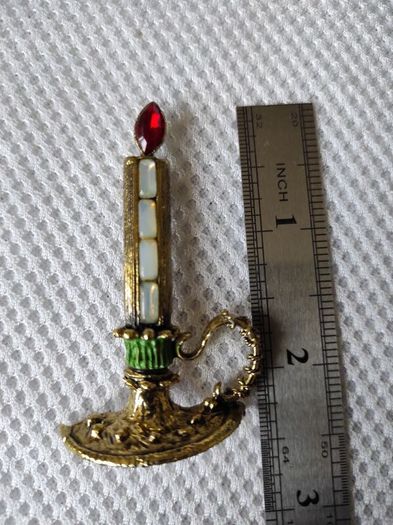 Vintage Christmas brooch