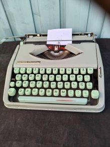 Hermes Baby Vintage Typewriter