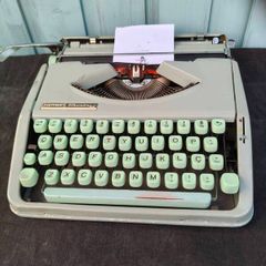 Hermes Baby Vintage Typewriter