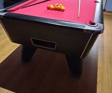 Pool table