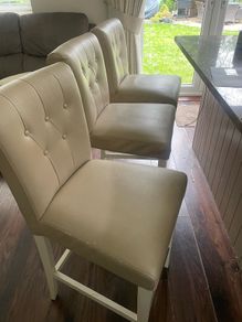 Kitchen stools / bar stools