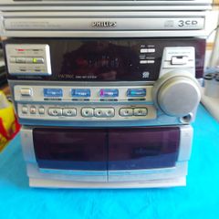 Philips Hi-Fi System, Model FW 396C-22, 3 CD Changer, Dual Tape Deck, Tuner and Aux, in very good condition