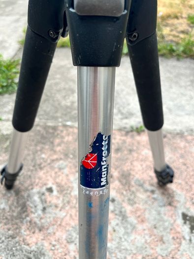 Manfrotto Heavy Duty Tripod