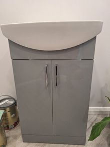 vanity unit