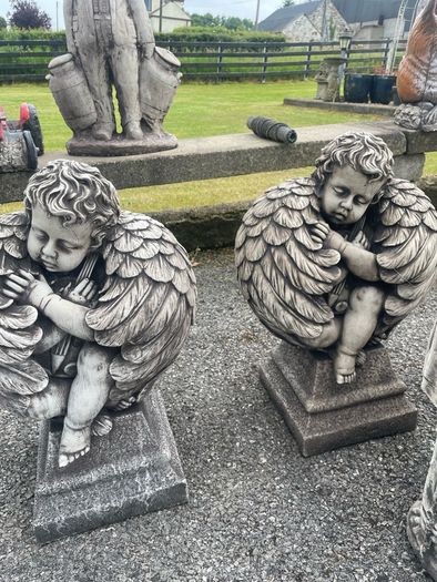 garden ornaments
