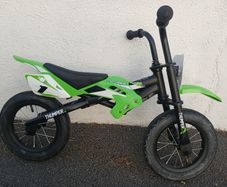 Boys scrambler/moto-cross balance bike