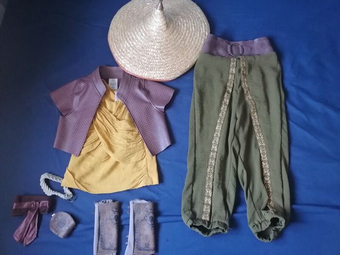 Princess RAYA outfit
