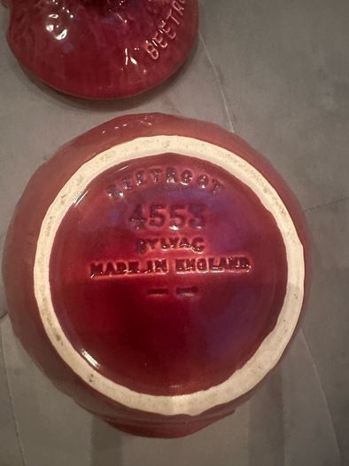 Sylvac Beetroot Dish