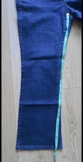 Monsoon jeans 32 waist and 28 leg see last two photos for exact measurements FREE STANDARD POSTAGE INCLUDED