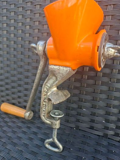 Vintage 1960's Spong & Co LTD manual tabletop mincer made in England