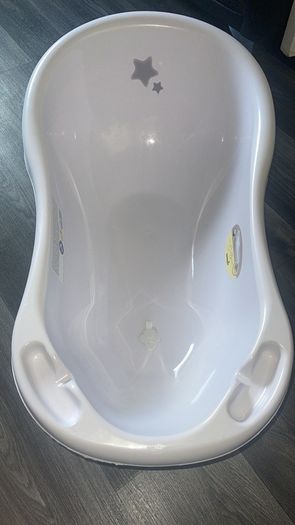 Maria stars keeper baby bath