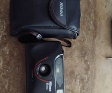 nikon AF200