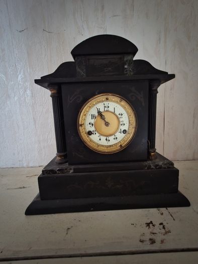 Old Clock