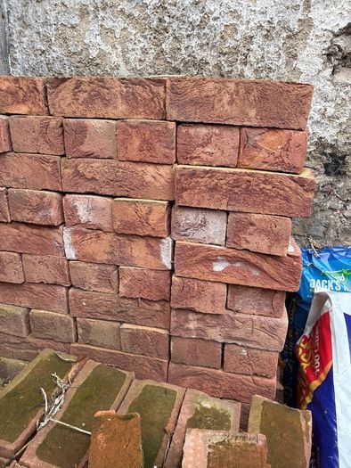 Reclaimed redbrick 140 bricks