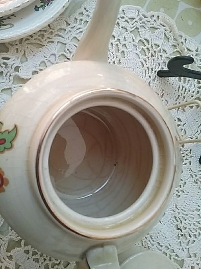 Arthur Wood VTG Teapot
