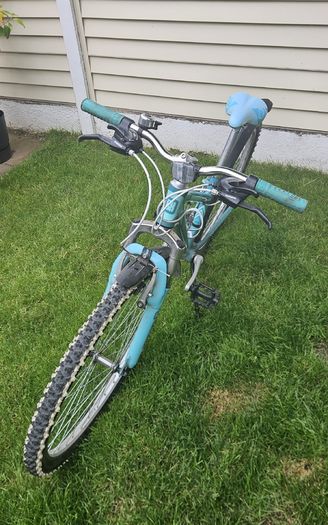 Kinetic 24" Kids Bike