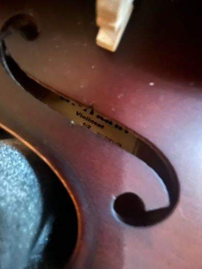 1/2 size violin
