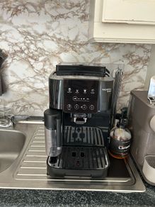 Delonghi Magnifica Coffee Machine