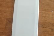 metro white tile 20cm x 10cm.Qty approx 100.