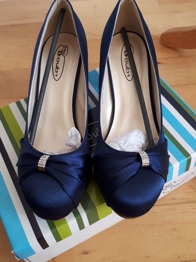 Vintage  style Satin Ladies shoes