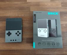 Trimui Brick HAMMER - Retro Handheld Game Console