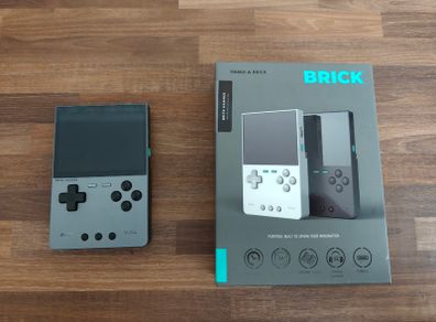 Trimui Brick HAMMER - Retro Handheld Game Console