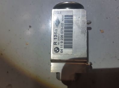 BMW 1 3  E81 E87 E90 E90N E91 E92 E93 LCI Aircon Heather Expansion Valve 9226078